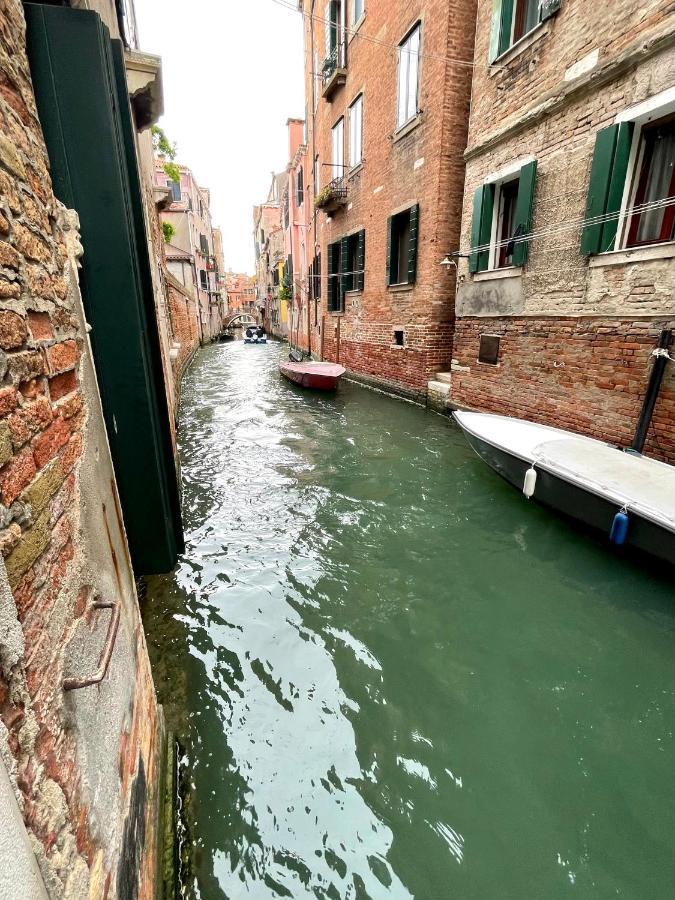 Ca' Dell'Ombra Felice - Canal View Venise Extérieur photo